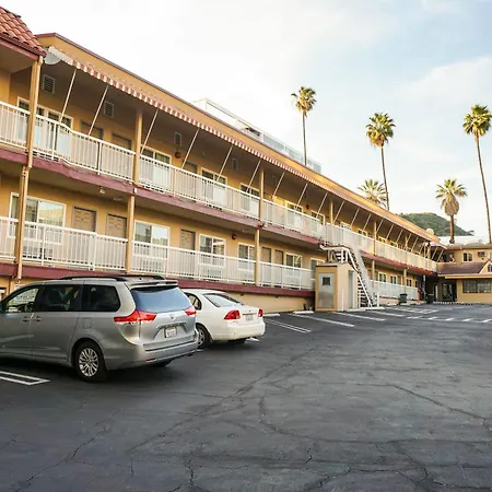 Hollywood La Brea Inn